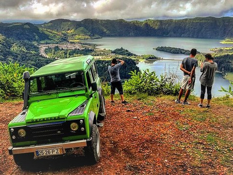 Furnas Jeep Tour with Lunch