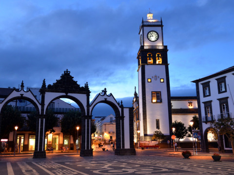 Walking tour of Ponta Delgada Complimentary