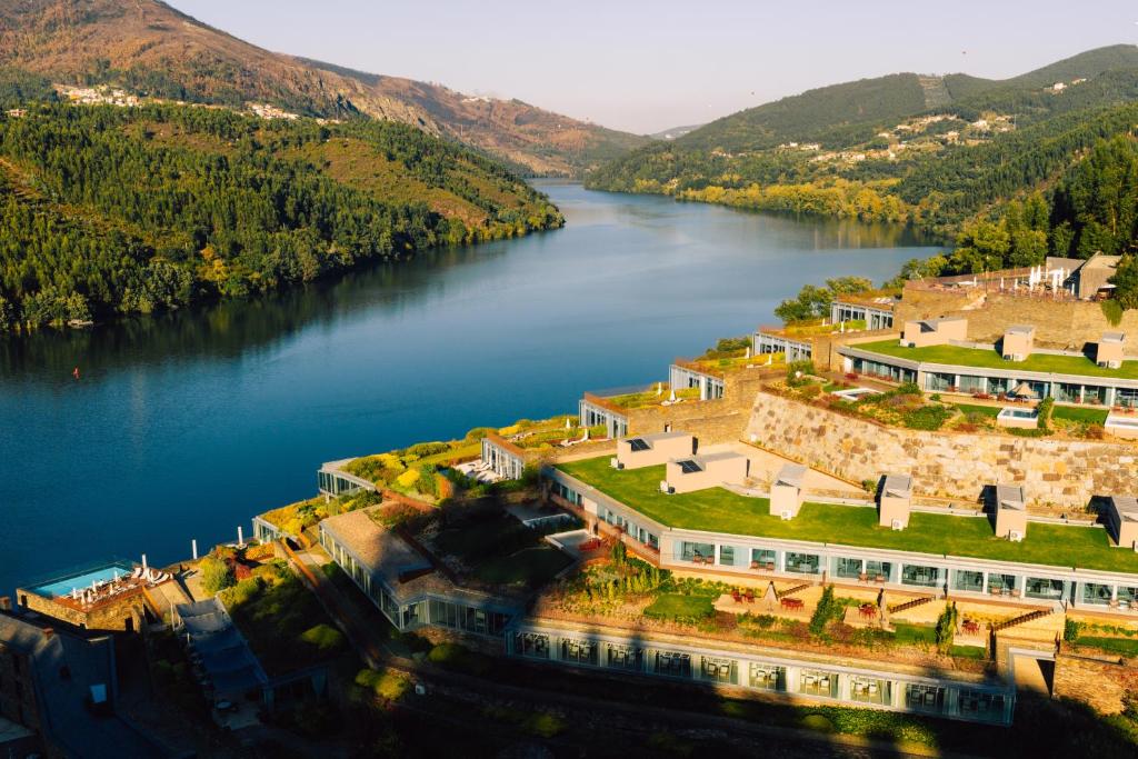Image of Octant Douro