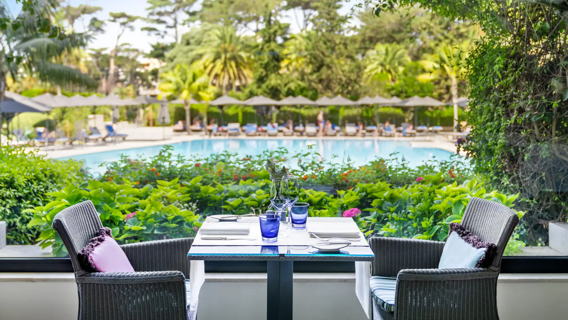 Image of pool restaurant