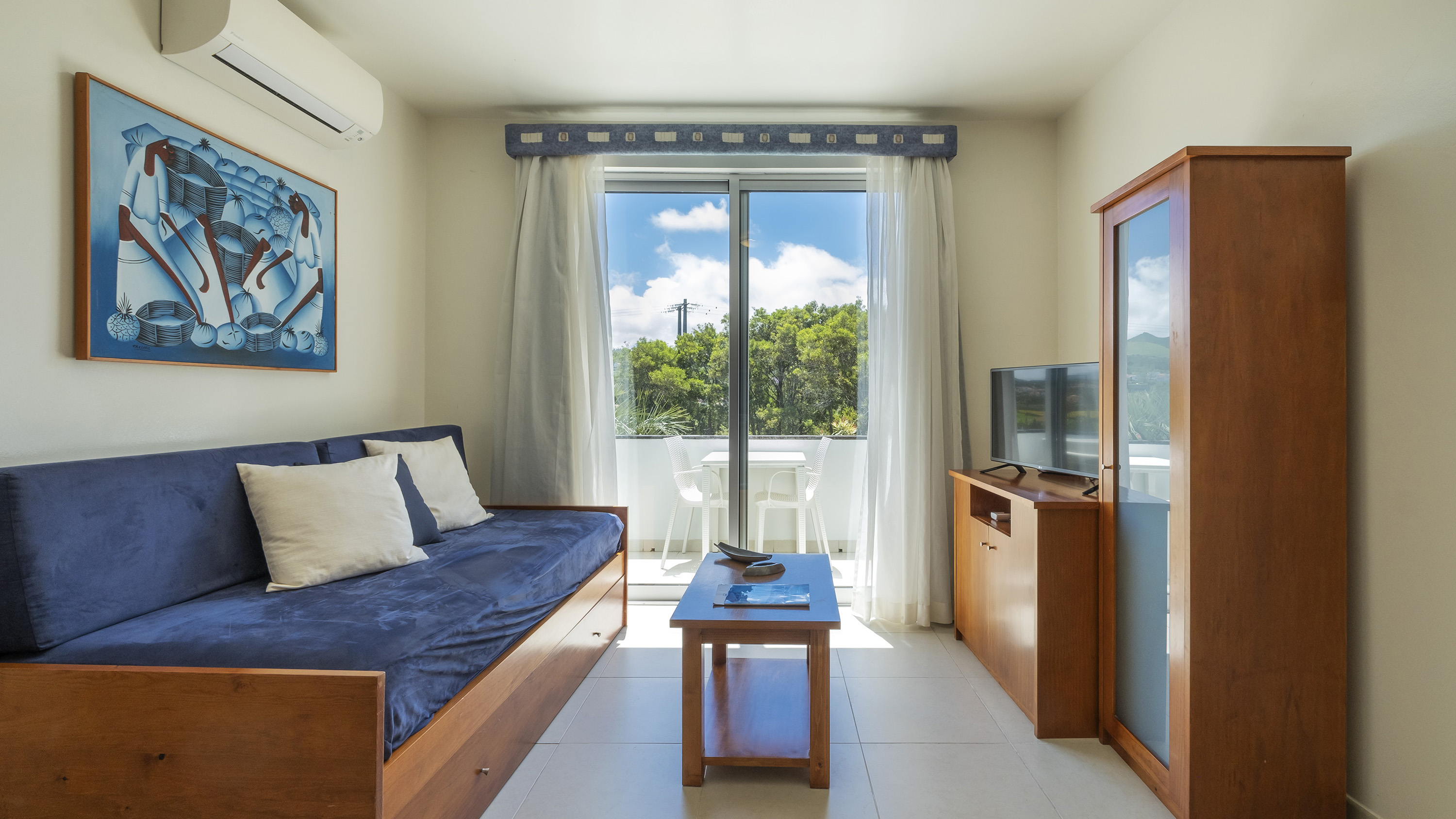 Image of T2 room