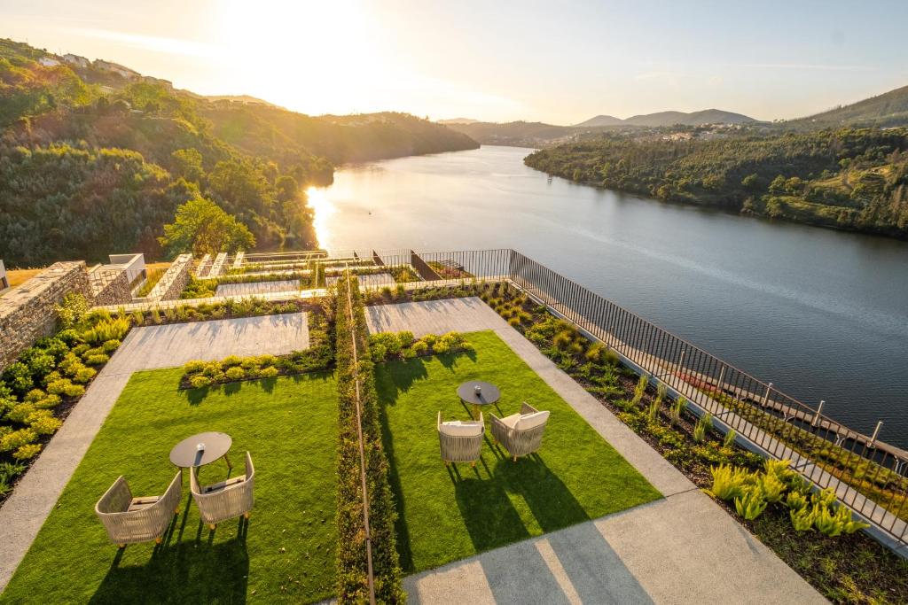 Image of Octant Douro