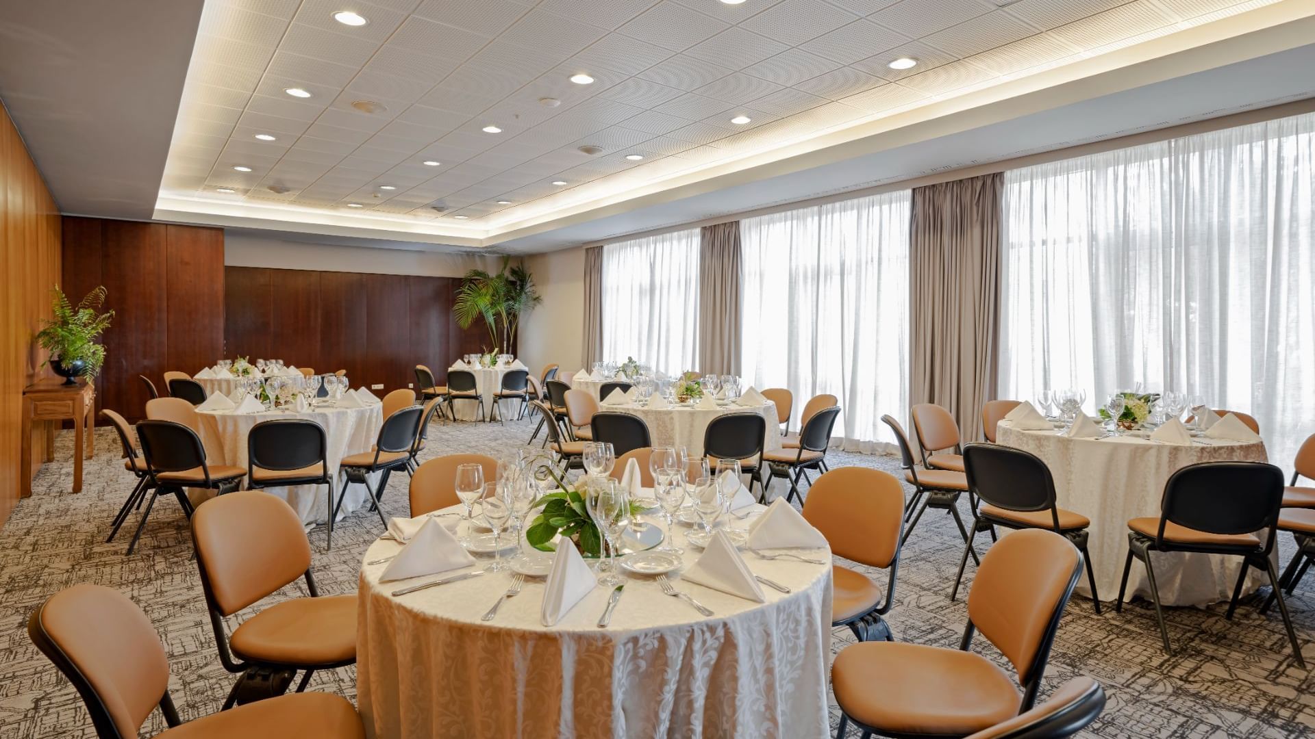Image of Banquet